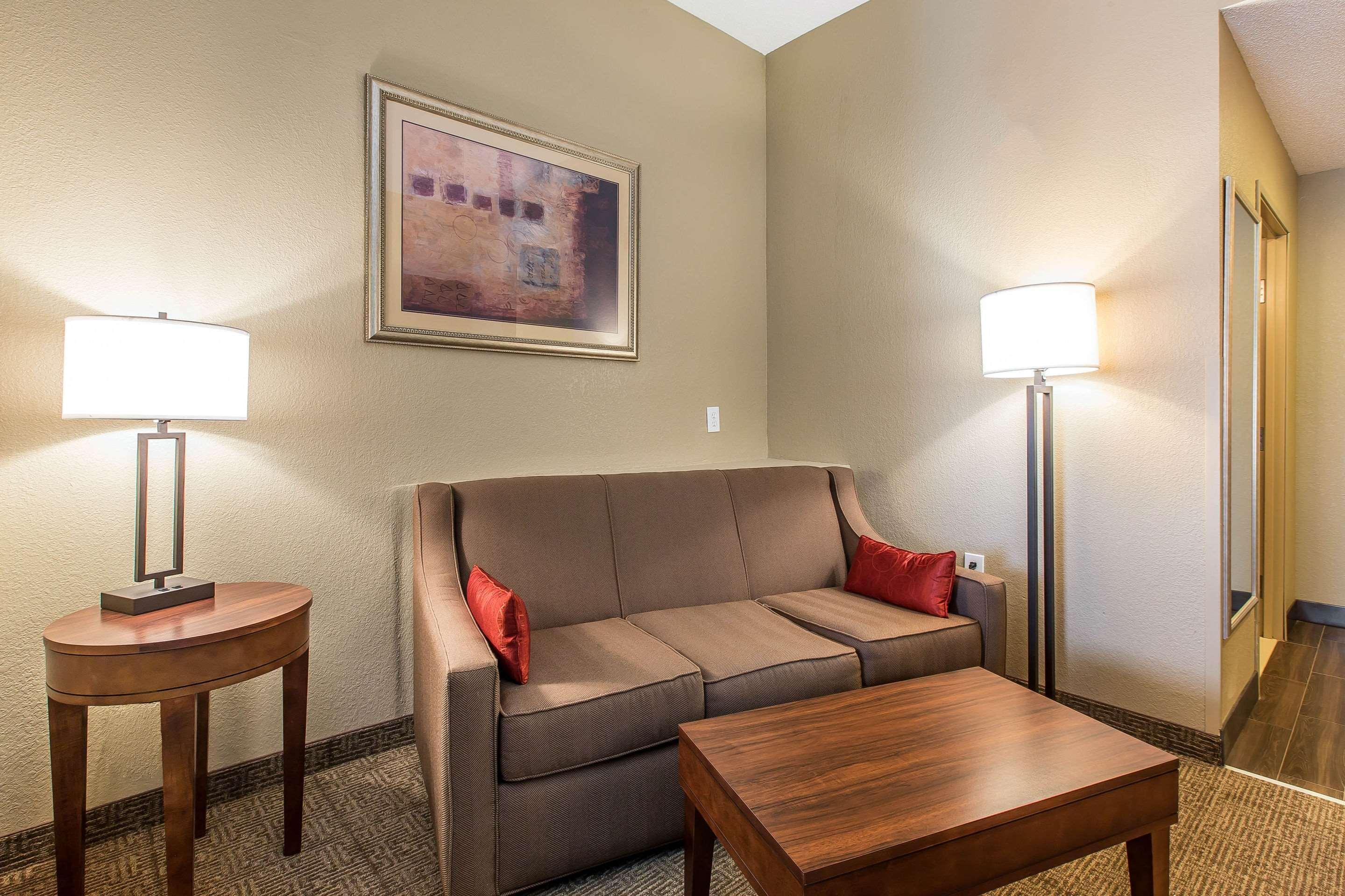 Comfort Suites Oxford I-20 Exit 188 Kültér fotó