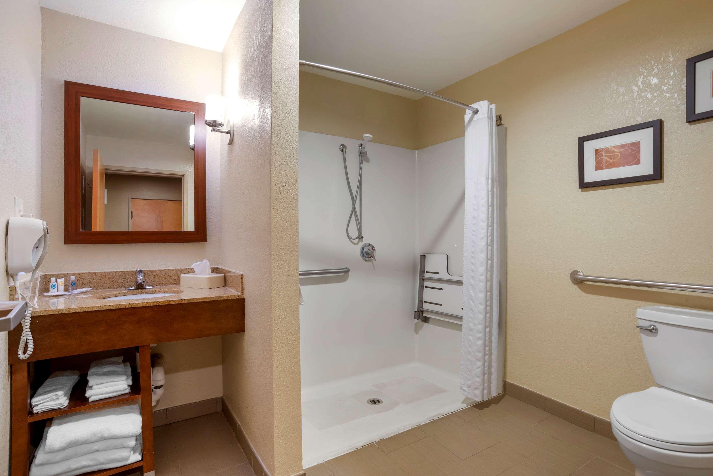 Comfort Suites Oxford I-20 Exit 188 Kültér fotó