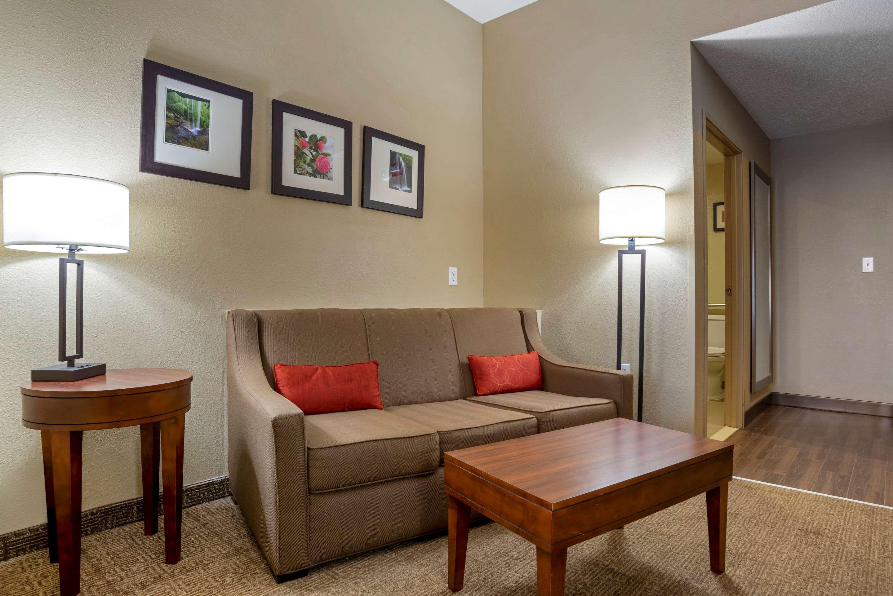 Comfort Suites Oxford I-20 Exit 188 Kültér fotó