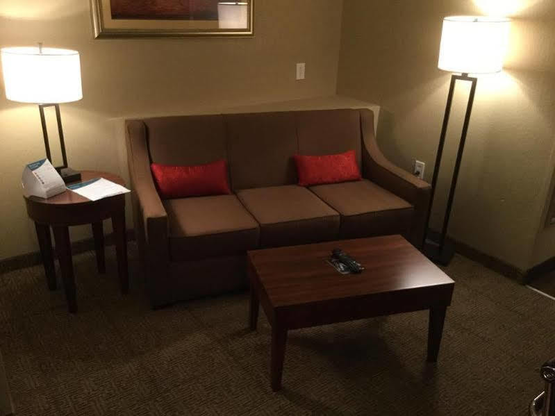 Comfort Suites Oxford I-20 Exit 188 Kültér fotó